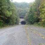 Westen portal, Ray's Hill.
